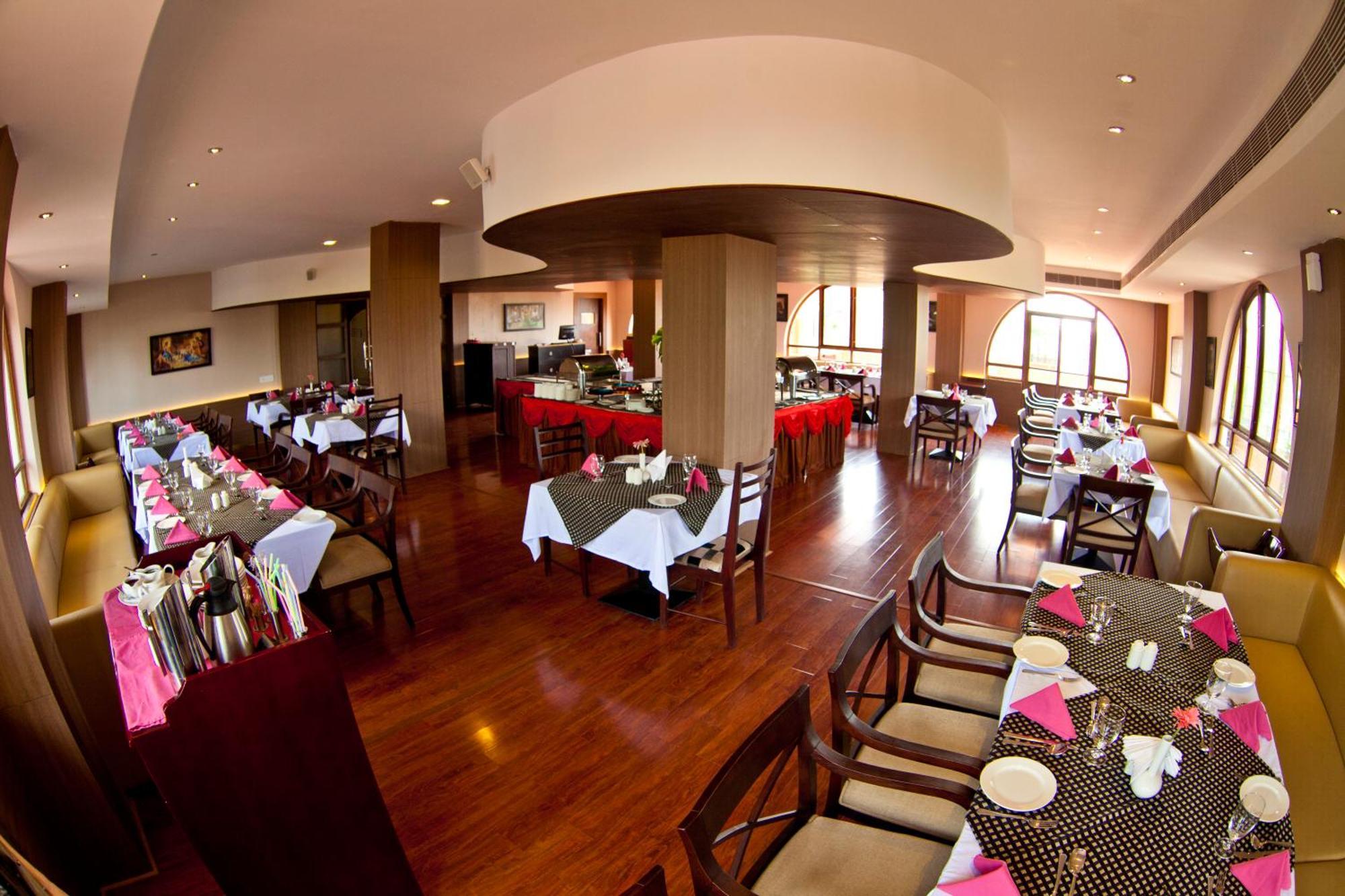 Paramount Tower Kozhikode Extérieur photo