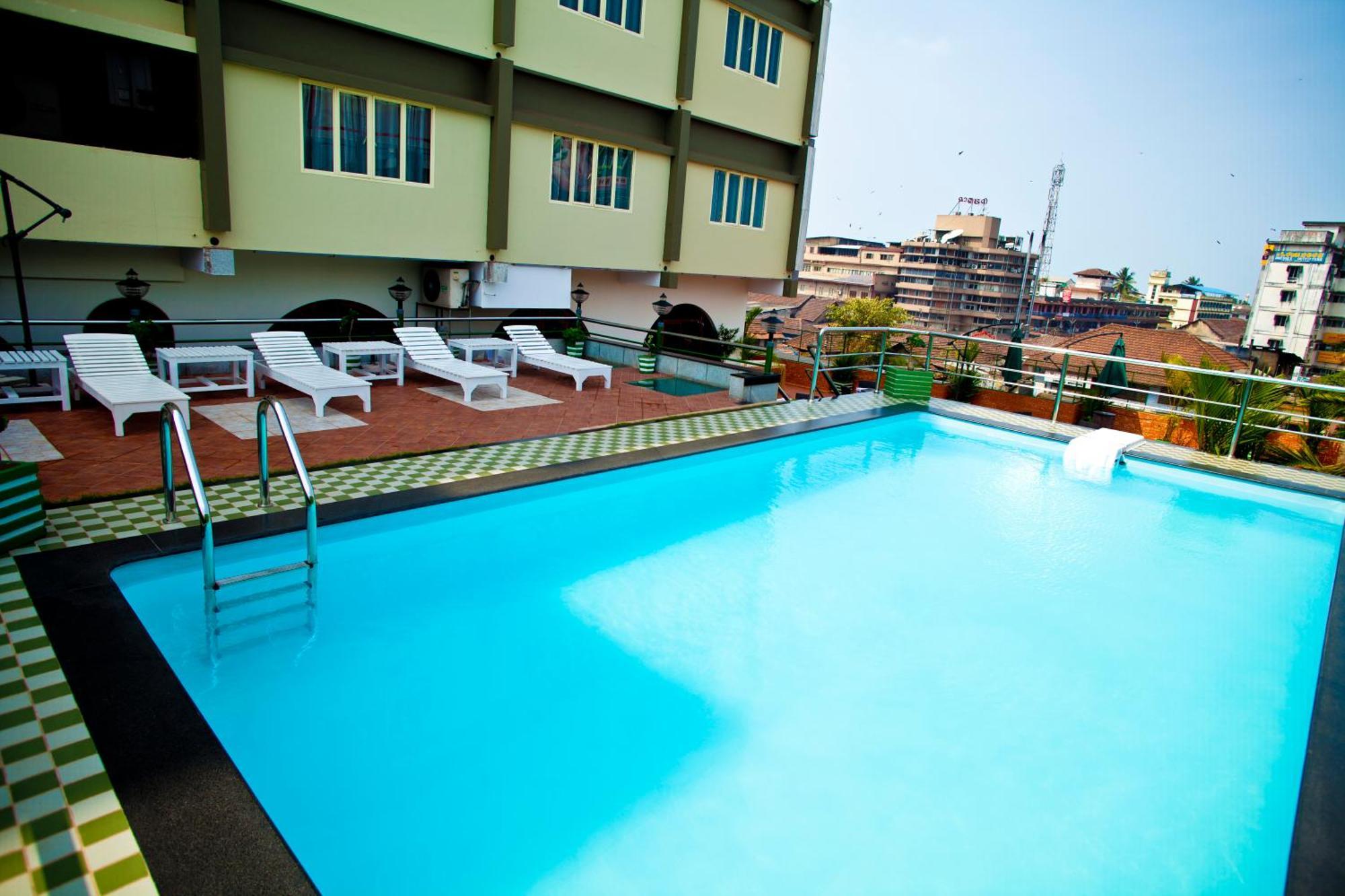 Paramount Tower Kozhikode Extérieur photo