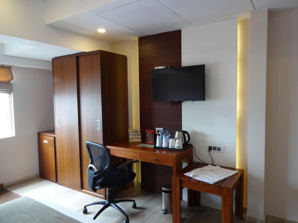 Paramount Tower Kozhikode Extérieur photo